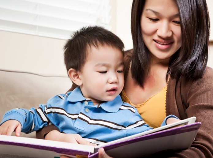 Sharing books with toddlers